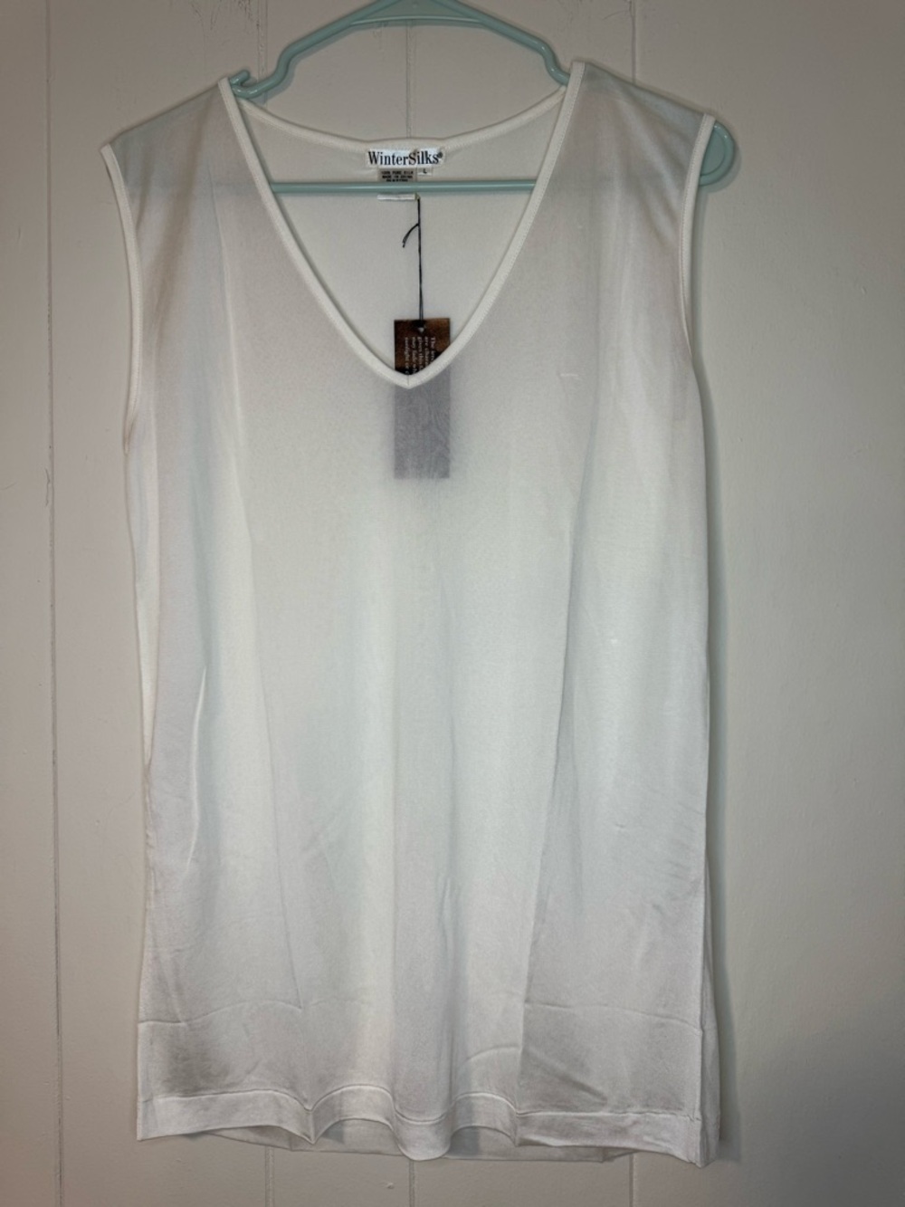 New NWT WinterSilks White V-Neck Silk-Blend Tank